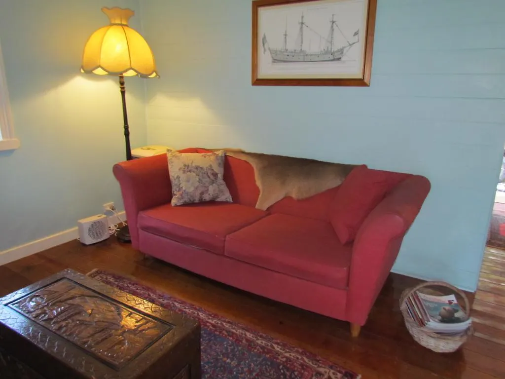 Whitsunday Heritage Cane Cutters Cottage Cannon Valley Semesterbostad
